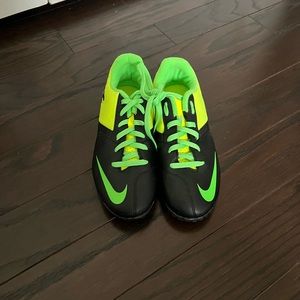 New, Nike indoor/turf cleats. Size 3,5Y.